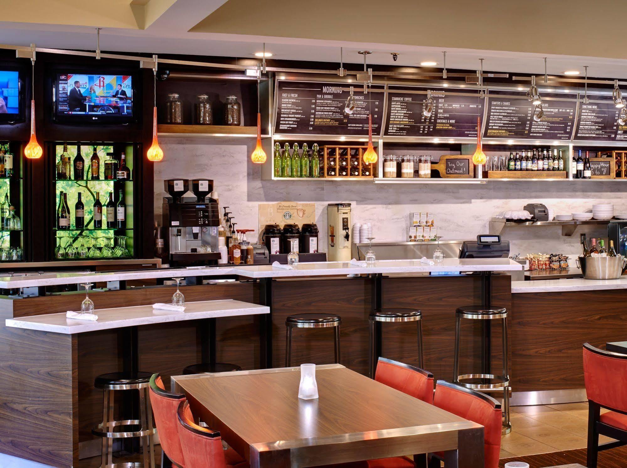 Courtyard Columbus 3* Dublin
